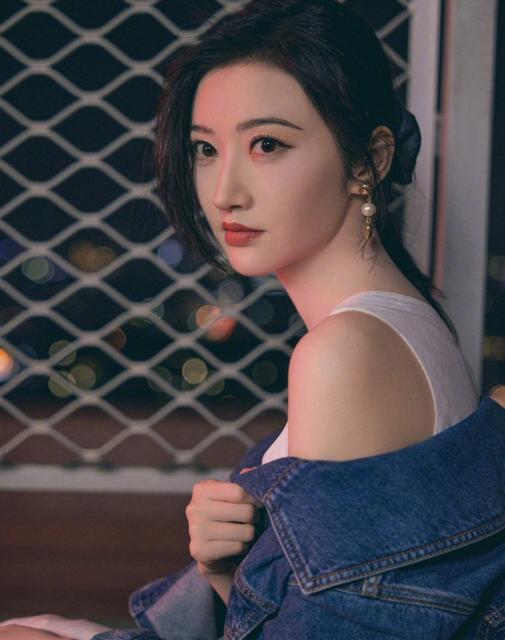 甜美优雅的"人间富贵花"#景甜# 肤白貌美,眼眸深邃,妩媚柔情,端庄优雅