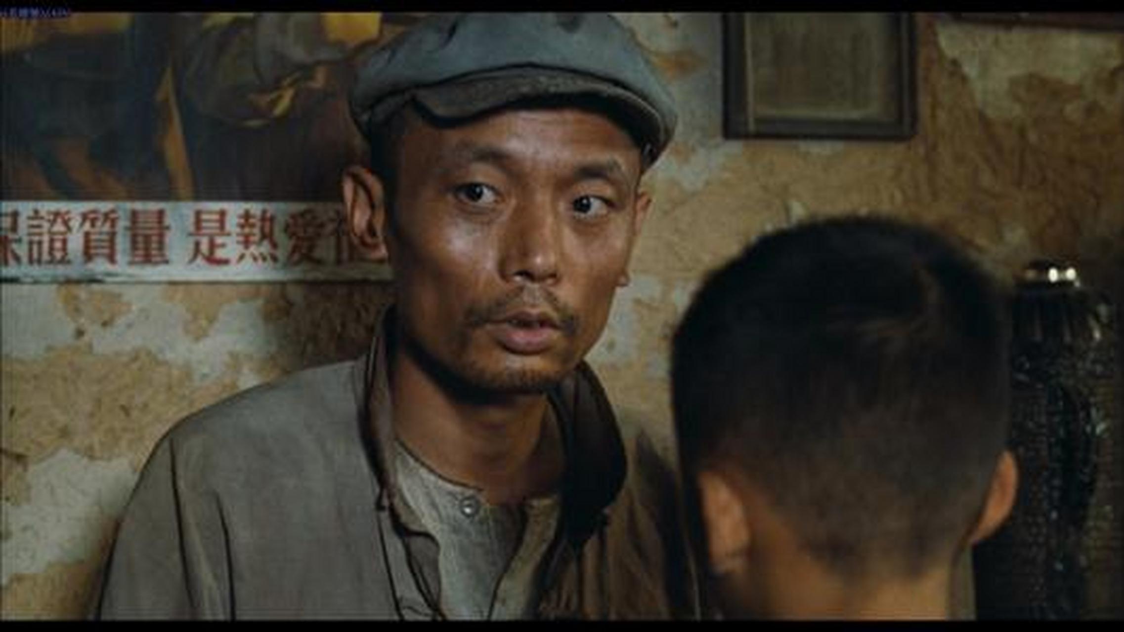 《活着》这本书买回来好久了,一直躺在书架上.