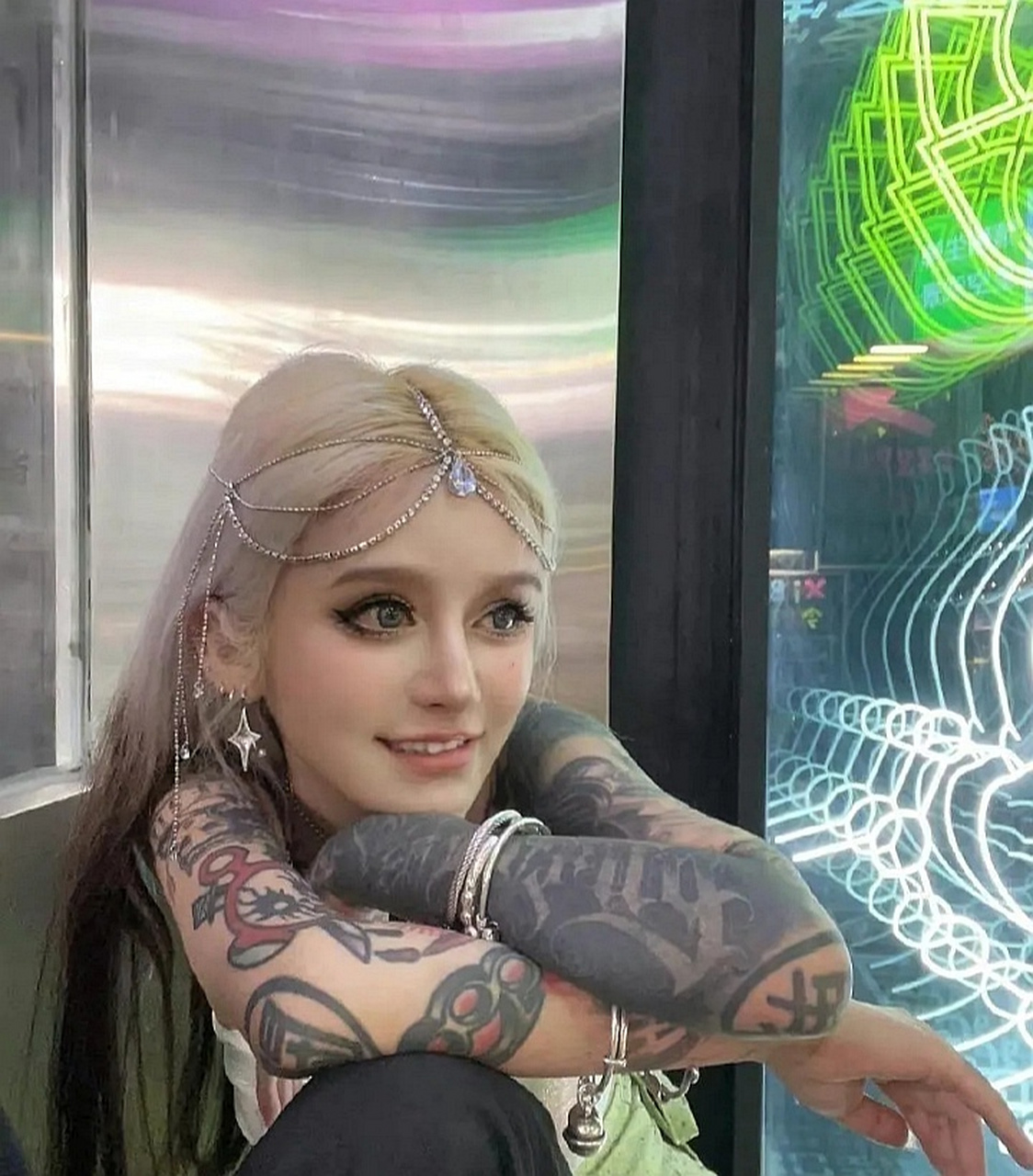 为啥外国妹子纹身就没有违和感呢?