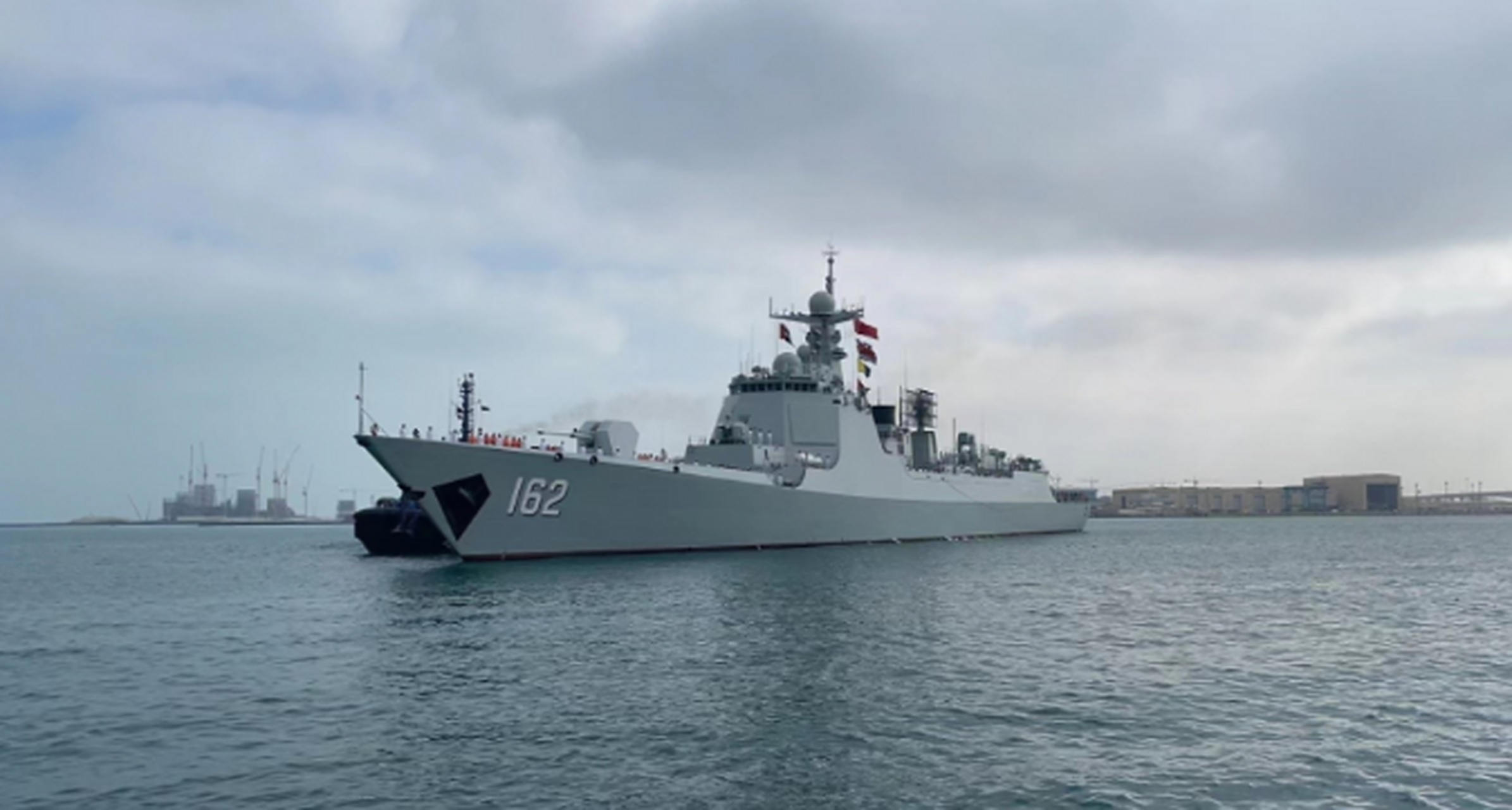 052c和052d驱逐舰有何不同?