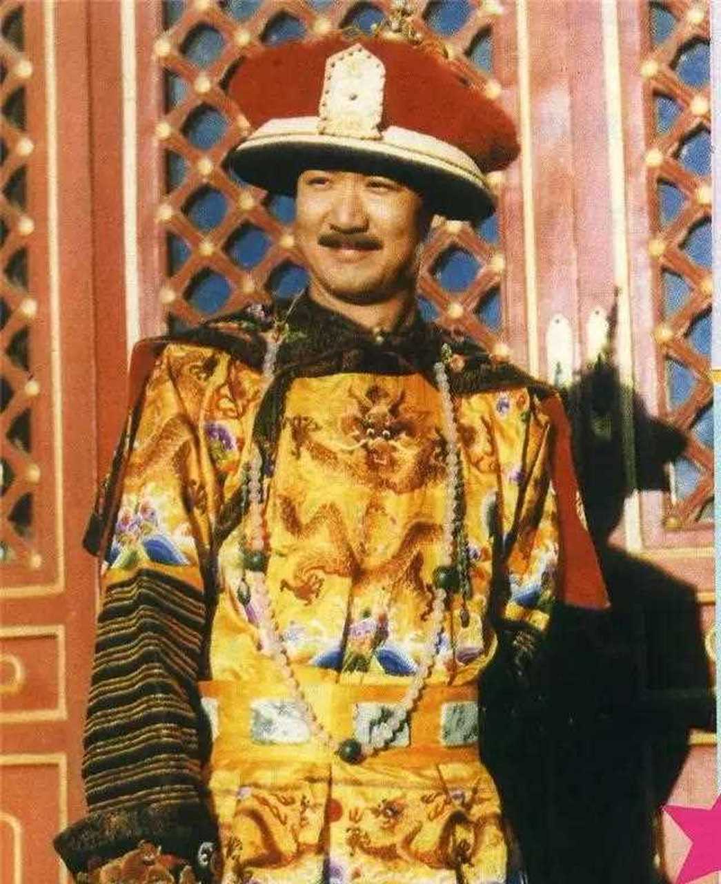 金马,金像和金鸡并称华语电影三大奖项; 金鹰,飞天和白玉兰奖并称电视