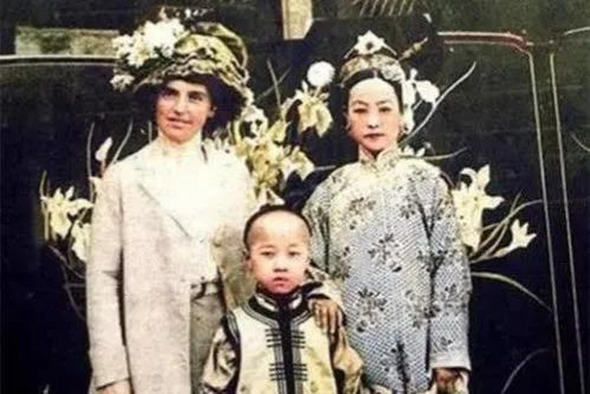 叶赫那拉静荣是慈禧的大侄女,她出生于1866年6月16日