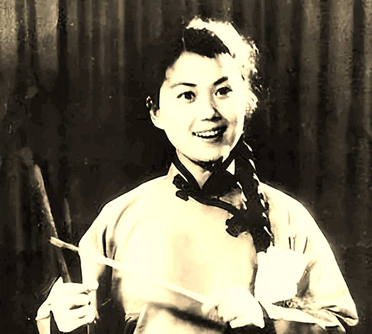 曲艺演员马增慧,五七年的时候,才不到二十岁,长得漂亮,是说唱团最漂亮