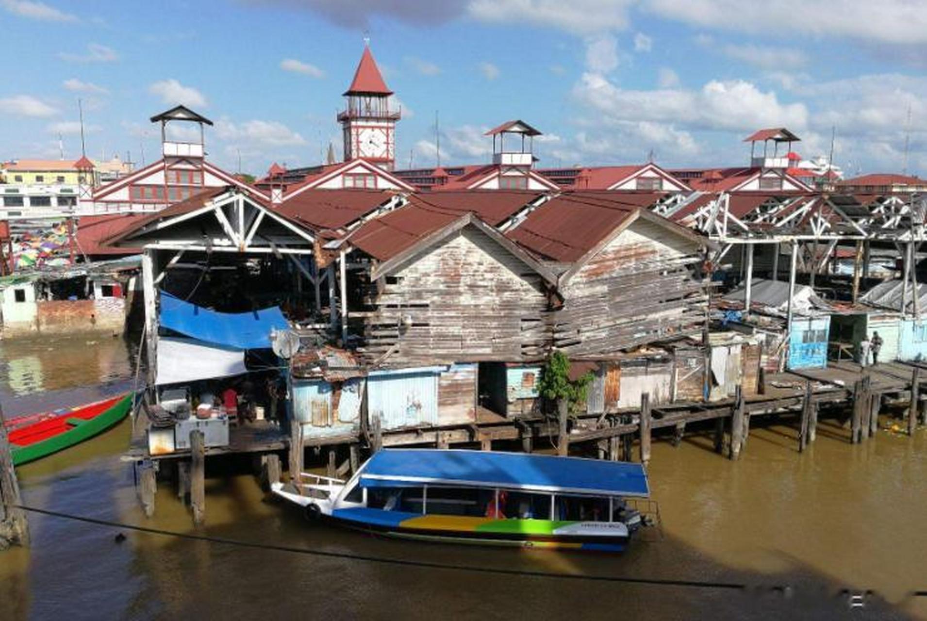 南美洲的圭亚那就体验了一波"火箭发展",因为该国的沿海油气资源被