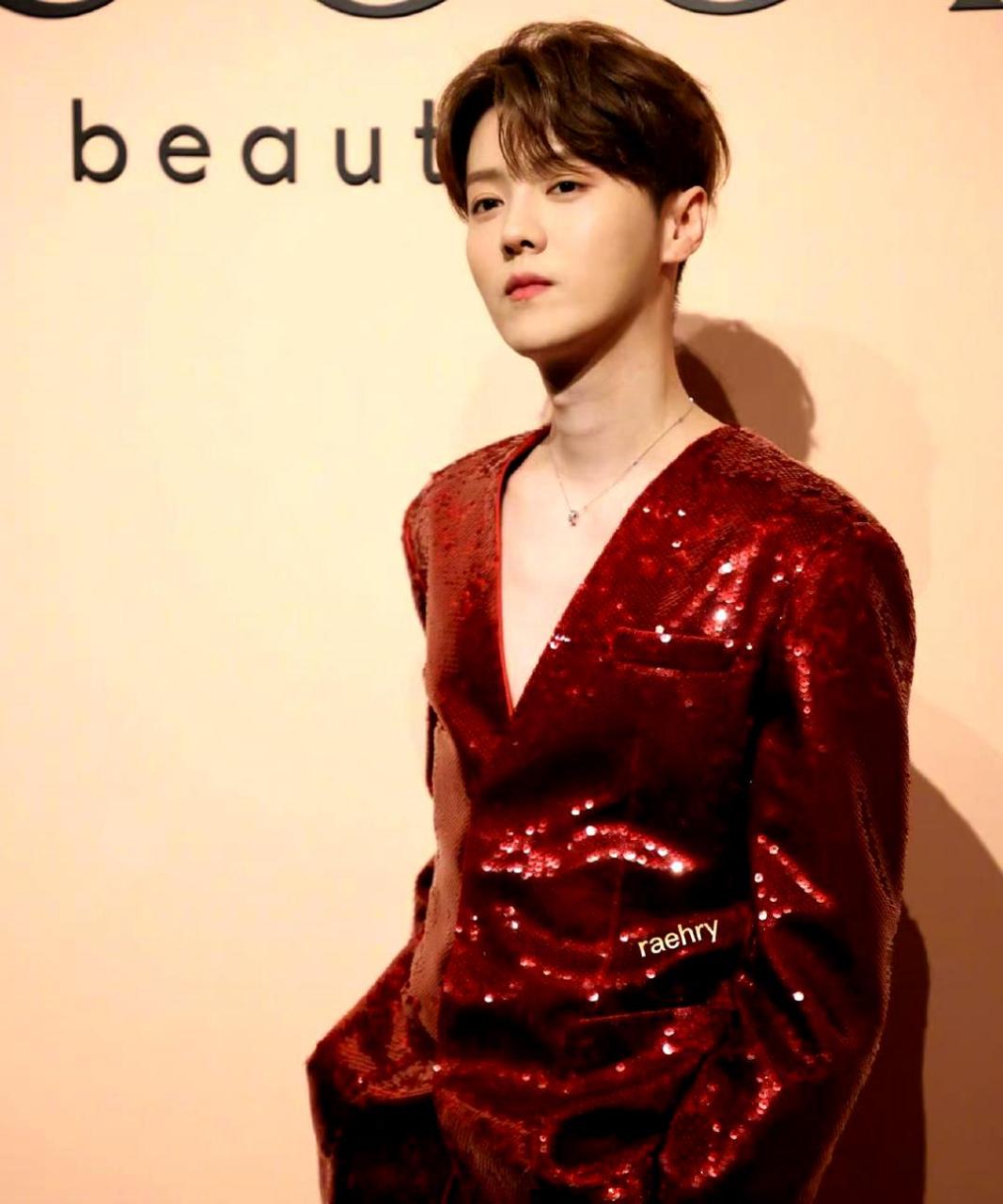 鹿晗的颜值焕发出了少年感,比女友关晓彤还要更加突出.