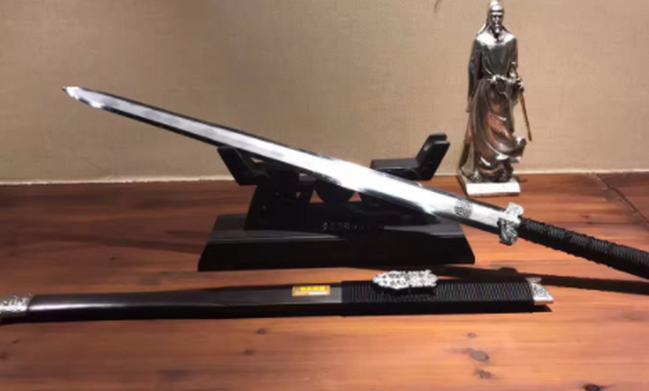 收藏# 一把孤品"昆吾剑",花纹美呆