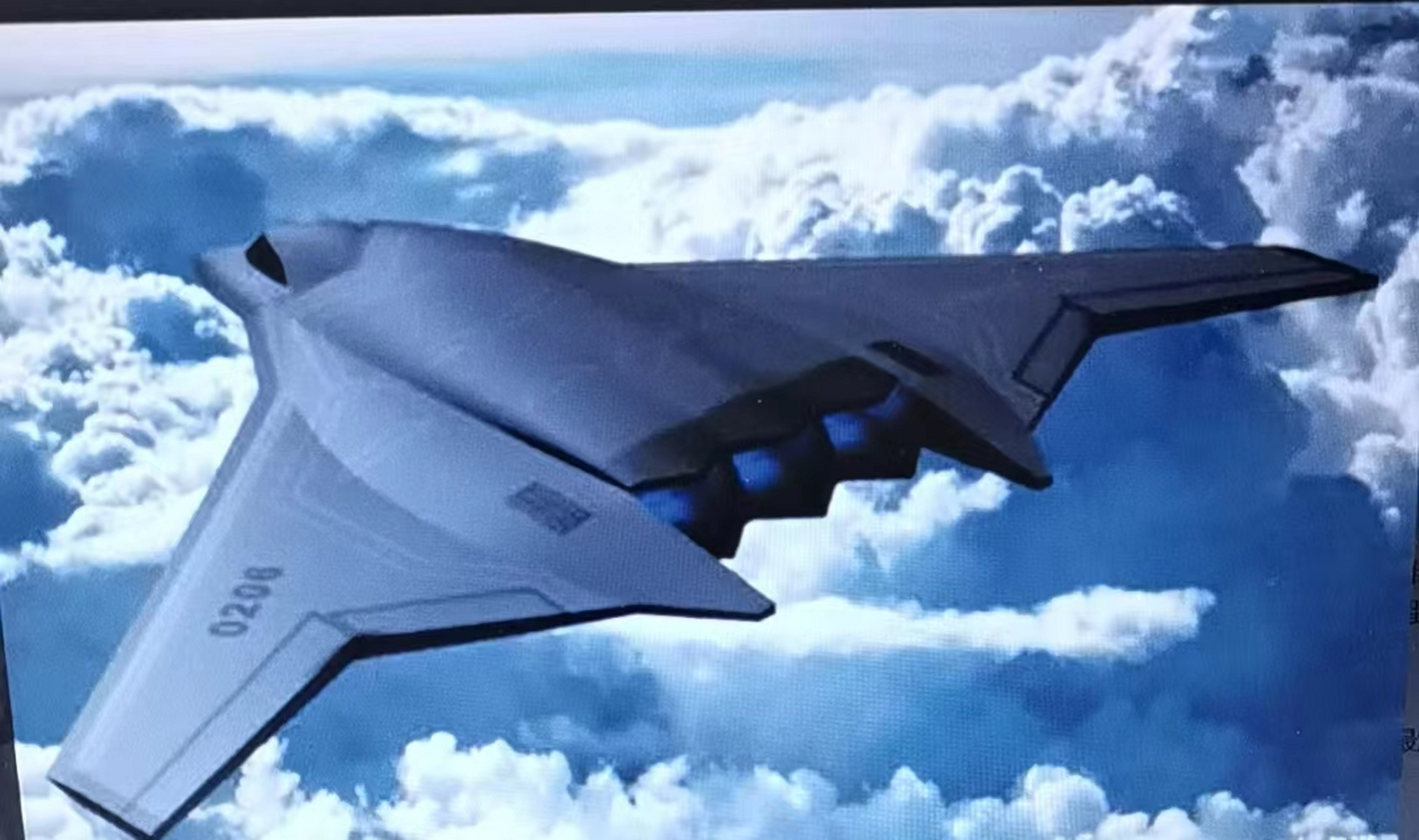 美国新型b-21隐形轰炸机 在试飞时发生坠落事故!