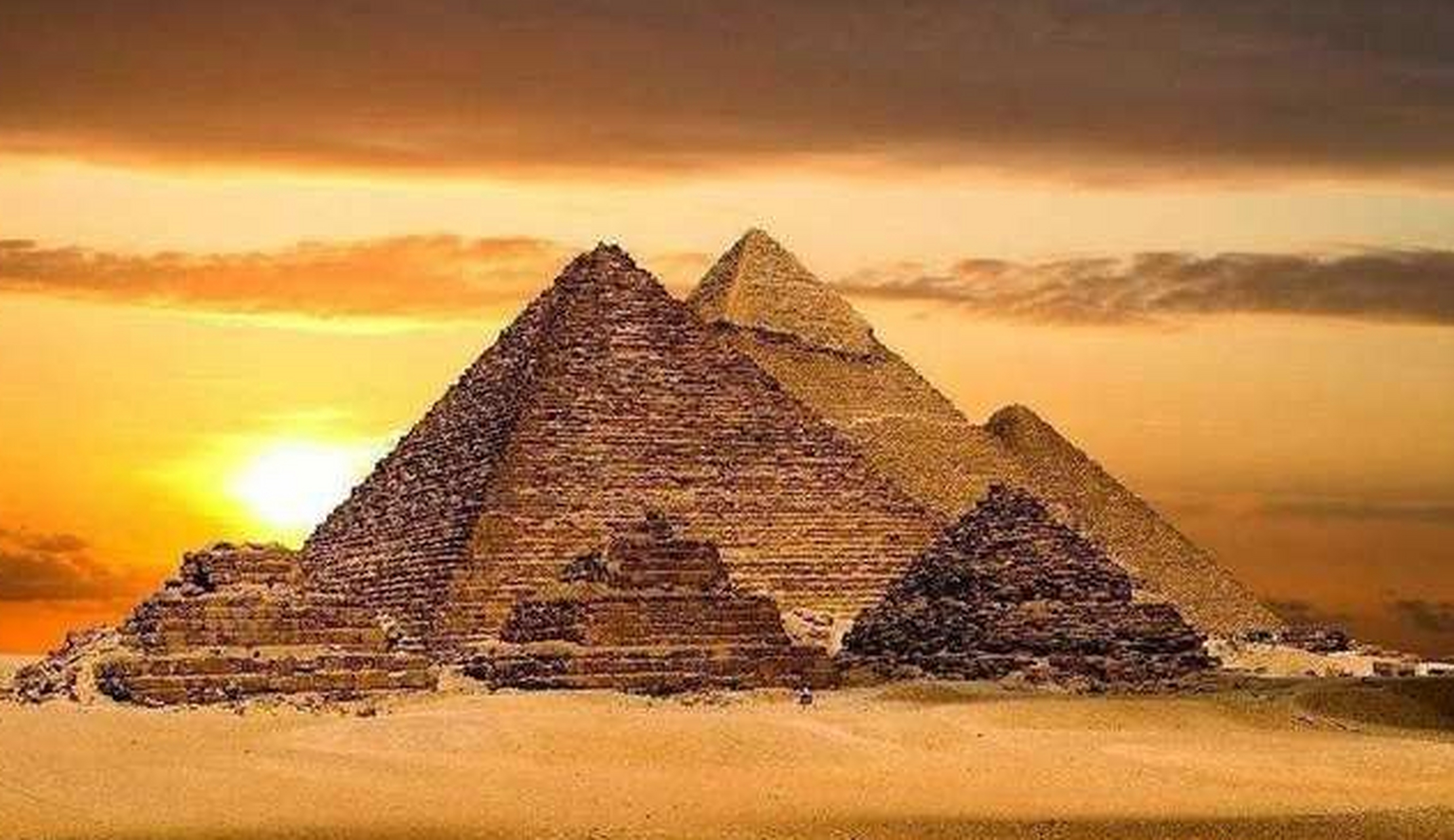 埃及金字塔是被世界公认的"古代世界八大奇迹之一,由于其建造以及