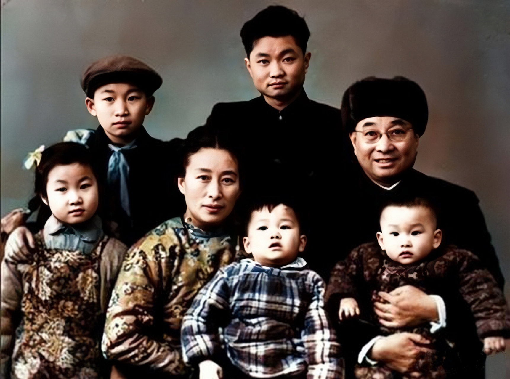 傅涯是陳赓的第二任妻子,长相清新脱俗,性格贤惠,二