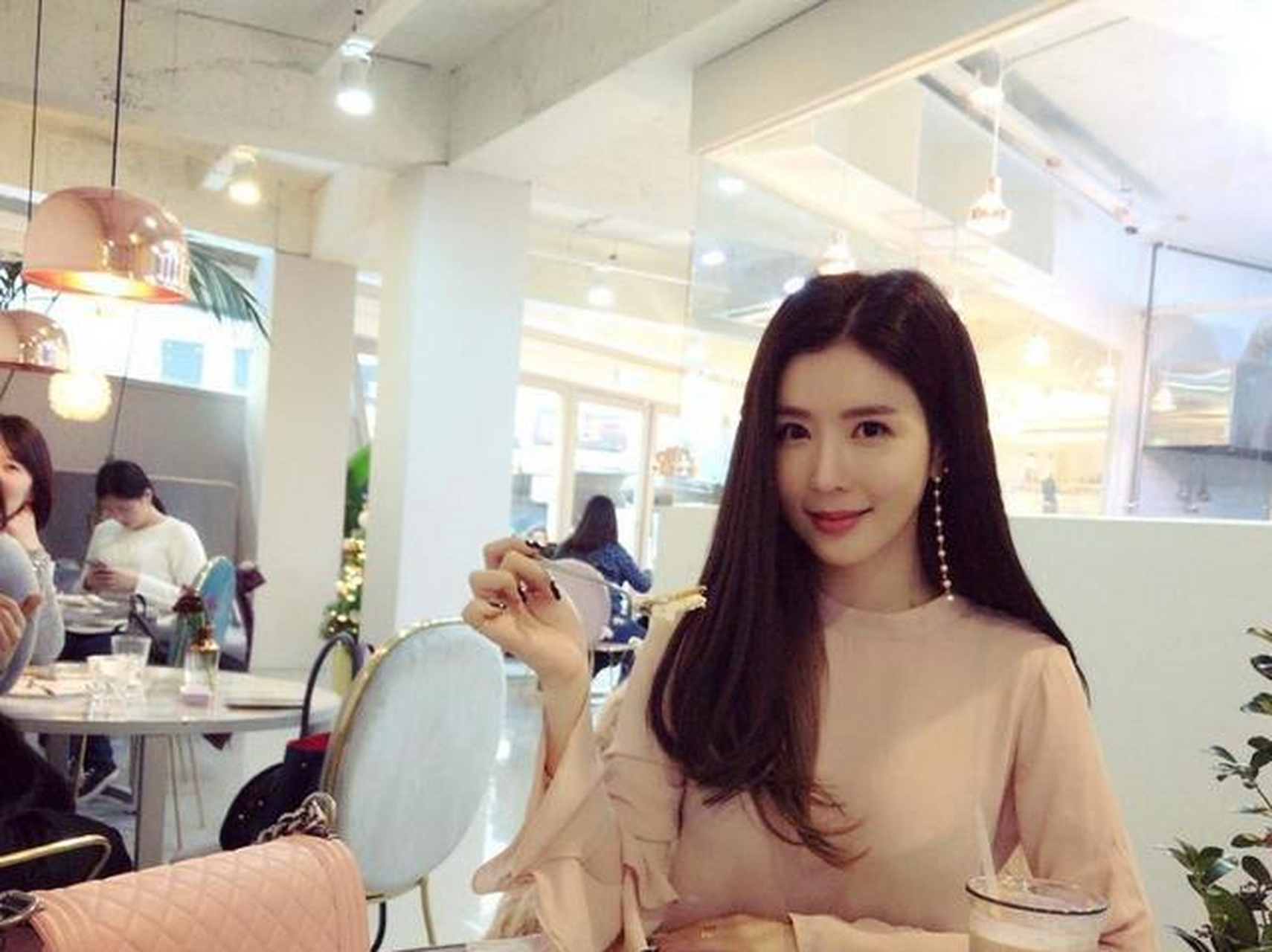 韩国极品气质时尚美女博主manyo yoojin