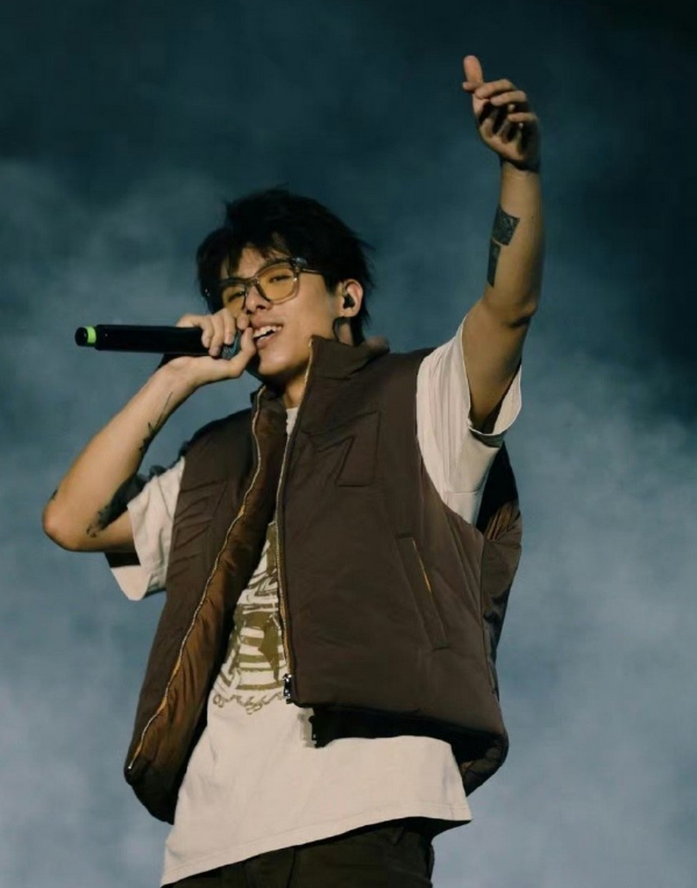 给全世界安利一个真男人——说唱歌手法老!