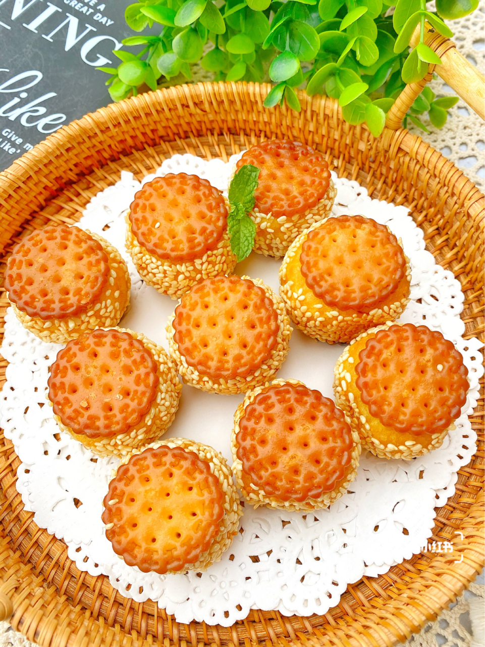 [微风]新手零失败[微风]外酥里糯的香酥南瓜饼[微风]超好 宅家美食来