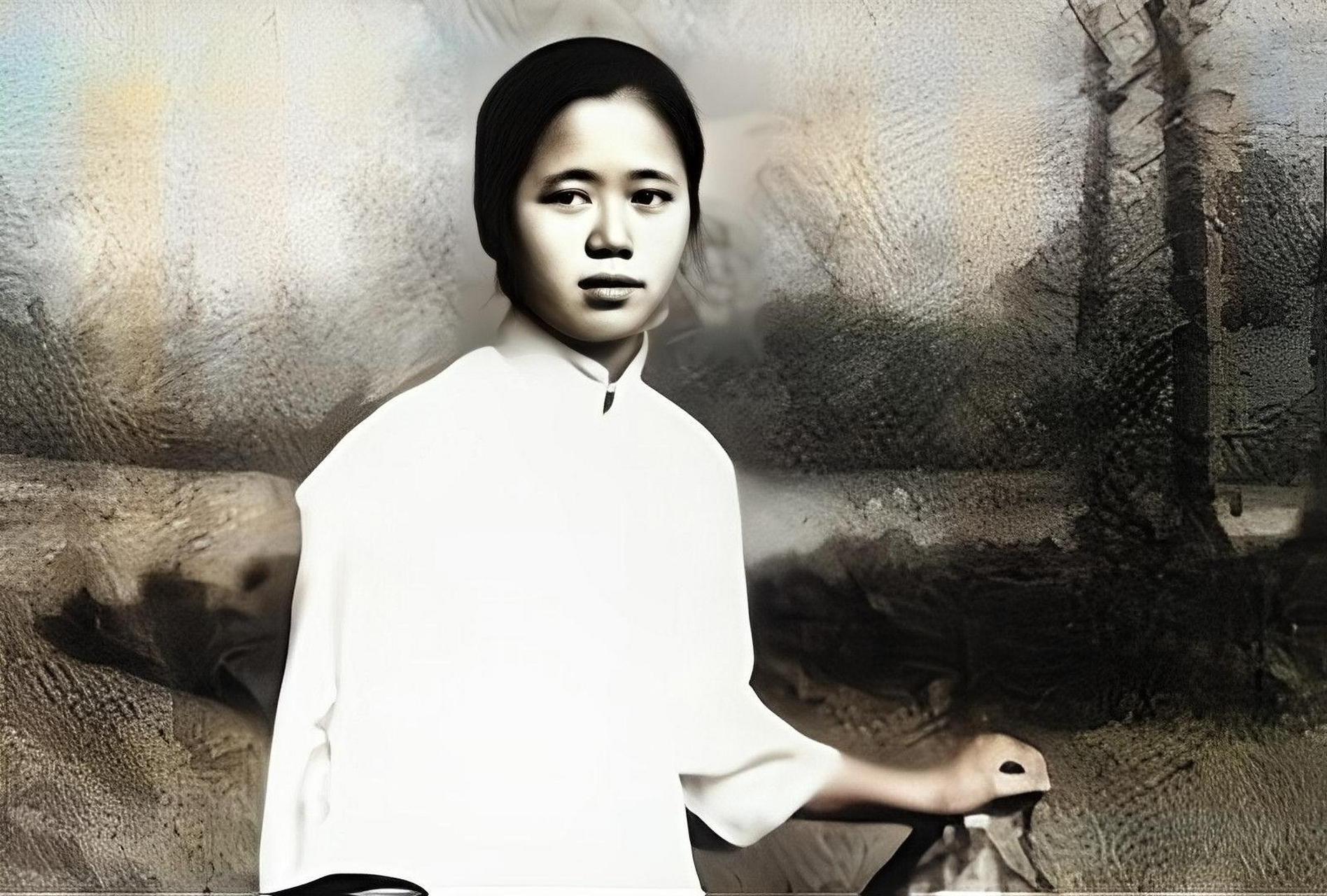 1923年,江冬秀知道胡适与曹诚英相恋,便冲进厨房,拿出菜刀,指着胡适说