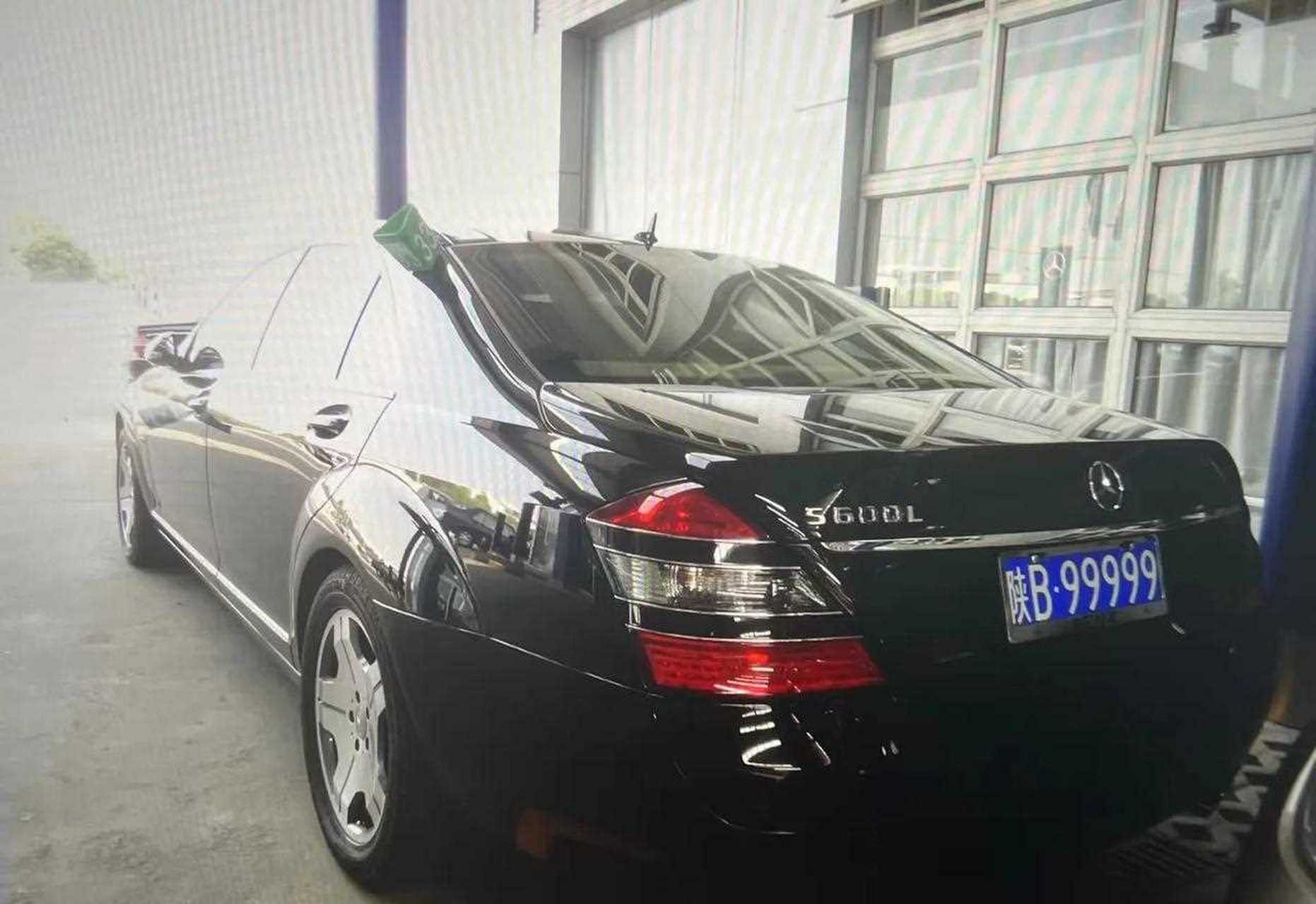 奔驰s600壁纸图片