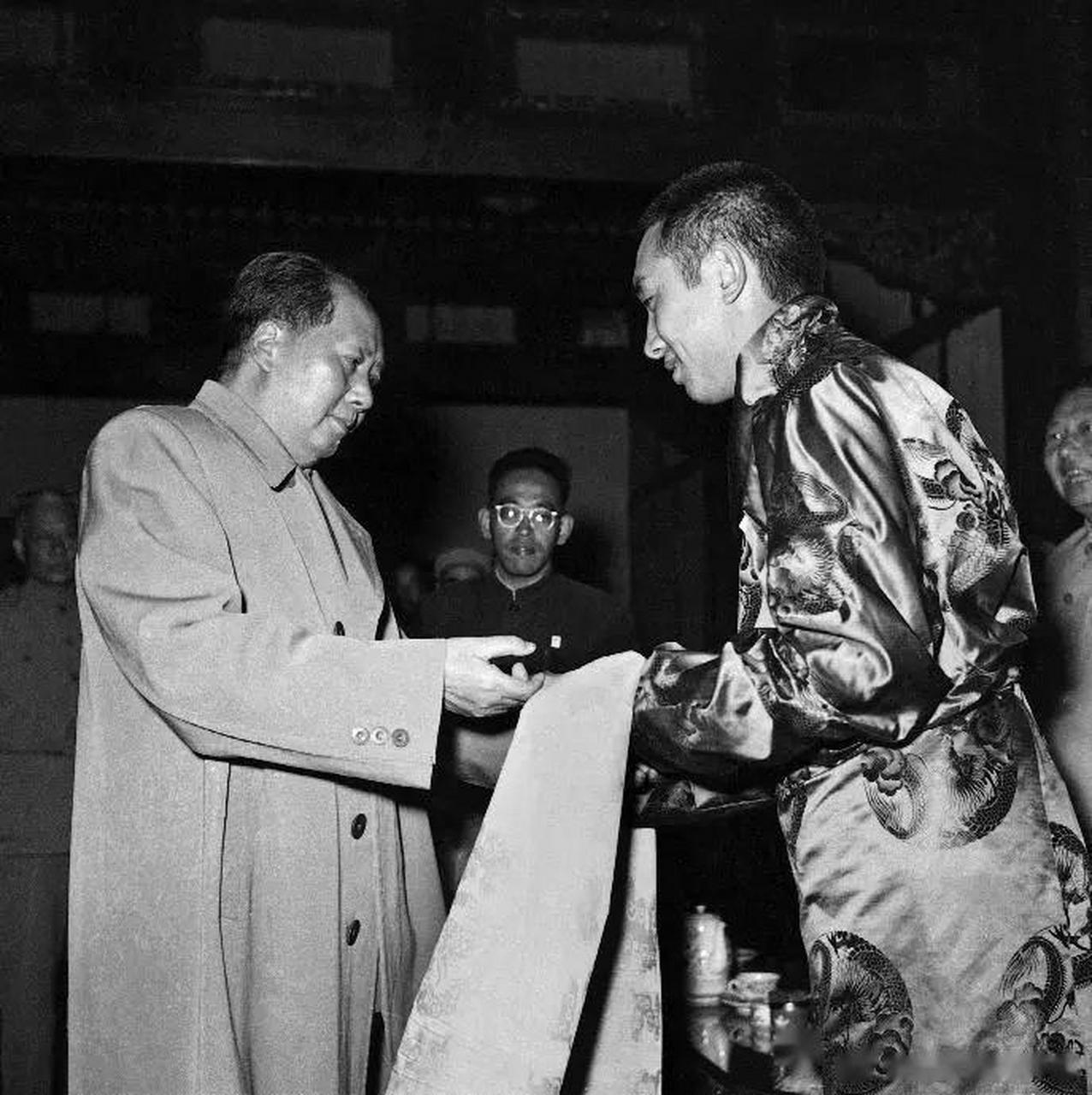 罕见文物|十世班禅1951年敬献的礼品 博物馆里的百年统战