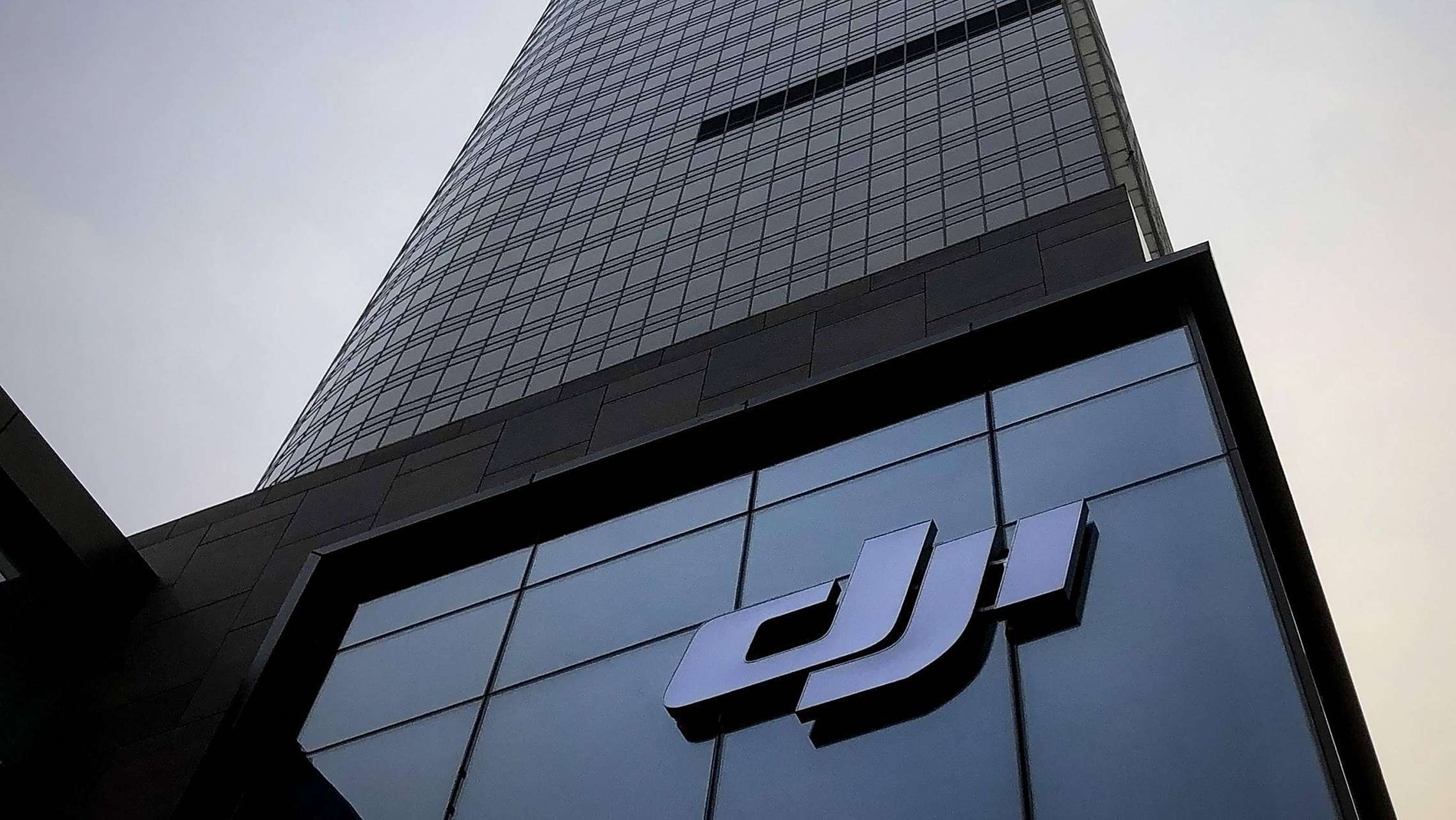 近日,因美航空公司德事隆在对大疆2.