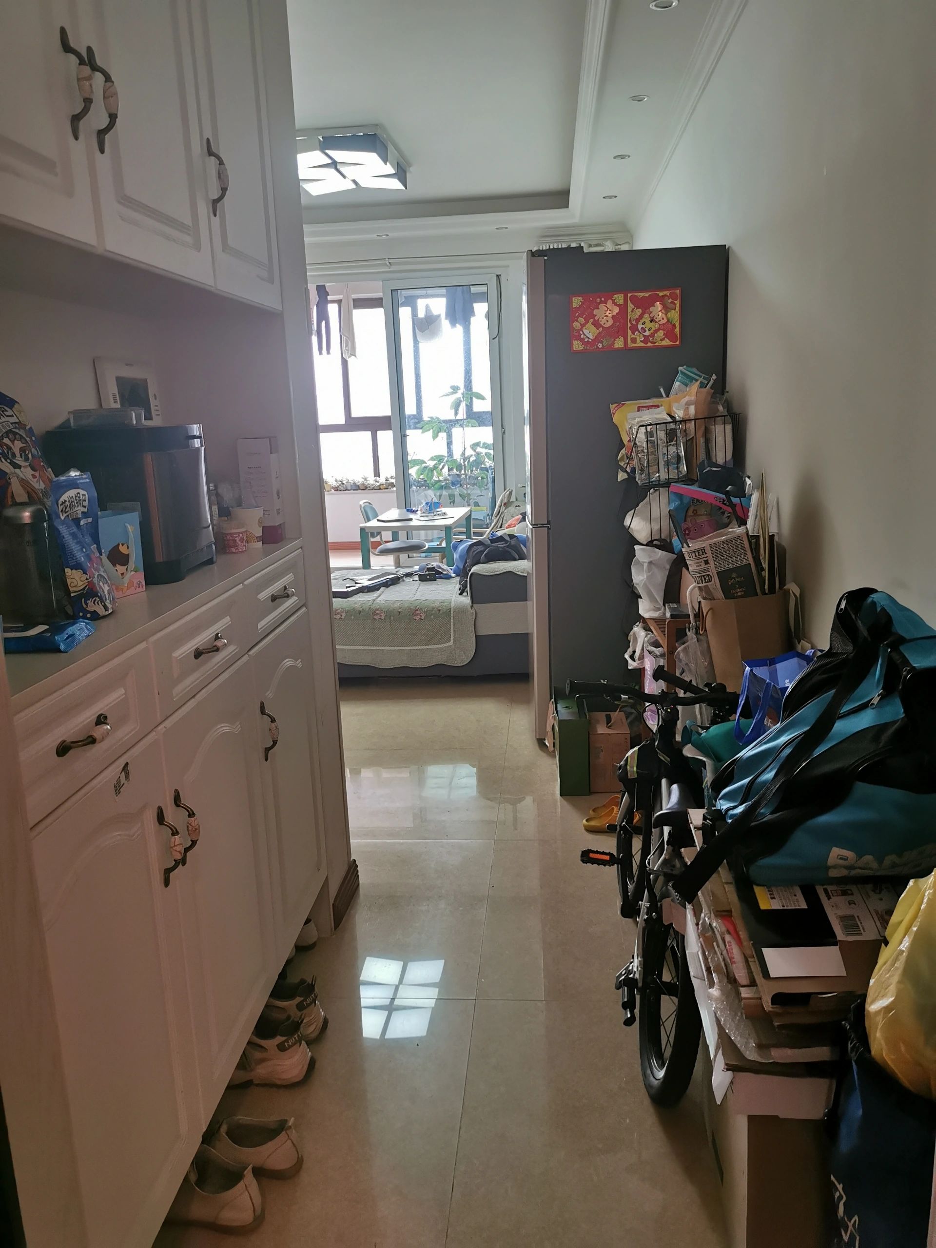 无美颜,无滤镜,难怪网友评论炸开了锅,纷纷表示,这才是普通人家最真实