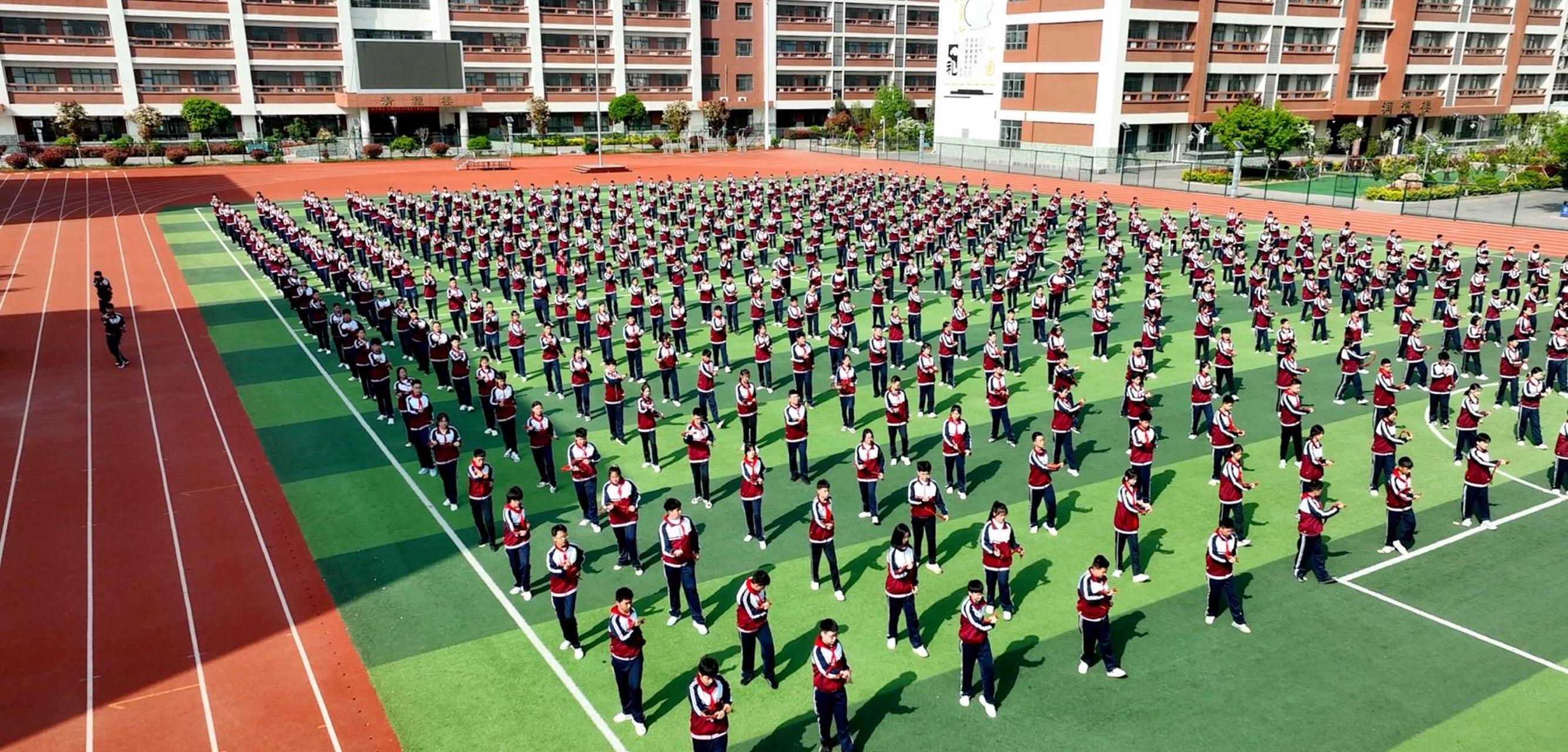 临沂滨河实验学校图片