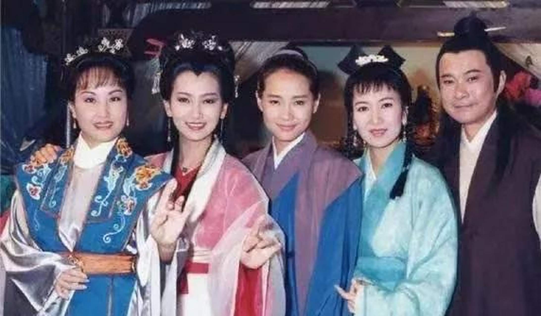 1992年,《新白娘子传奇》筹备时,夏祖辉请38岁的赵雅芝来演"白素贞"