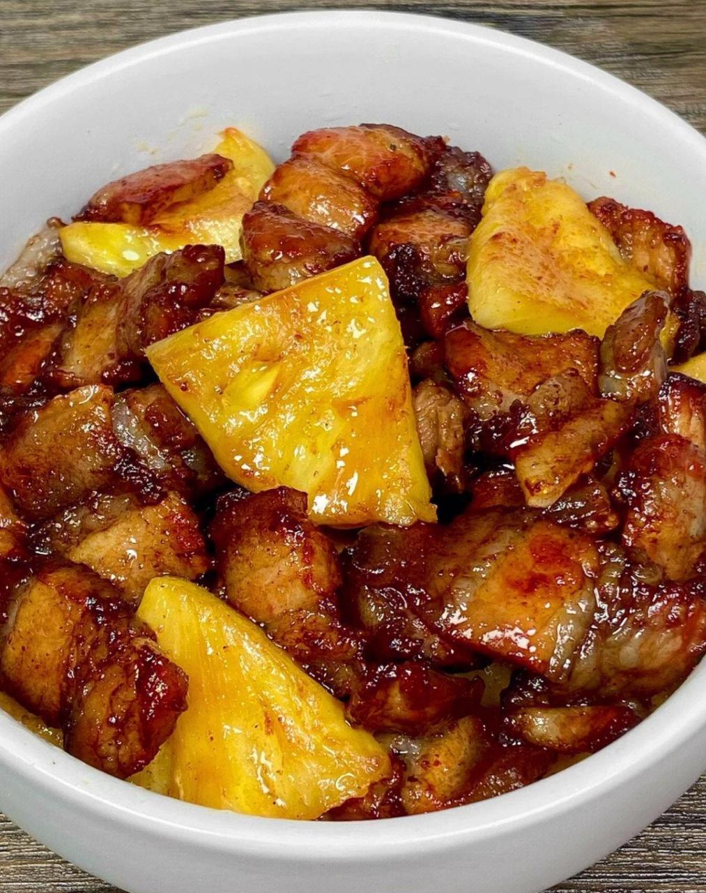 菠萝烤肉 这个做法的烤肉我真的服了外酥里嫩鲜美入味酸甜开胃真的巨