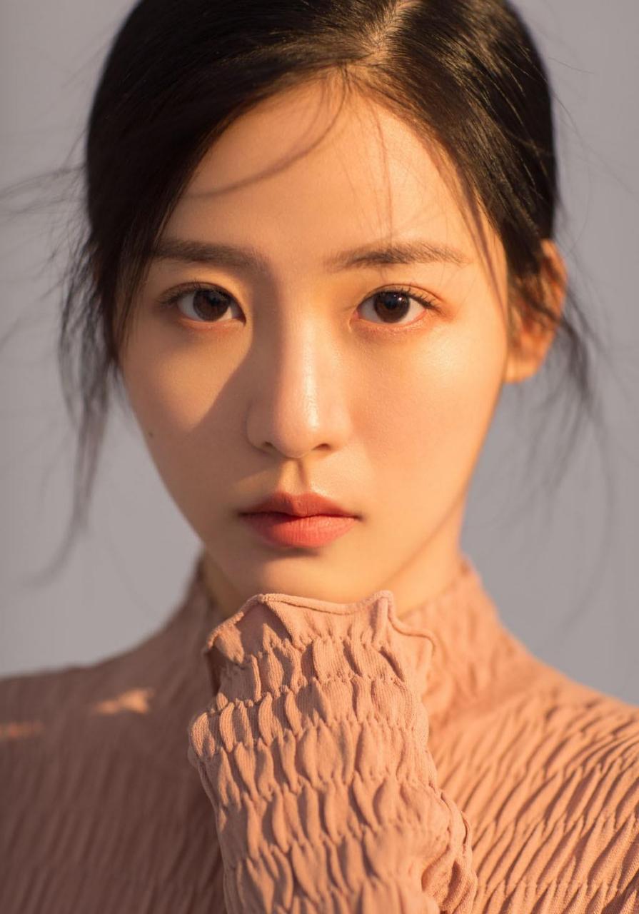 snh48孙芮,粉色毛衣简约甜美,清纯又元气