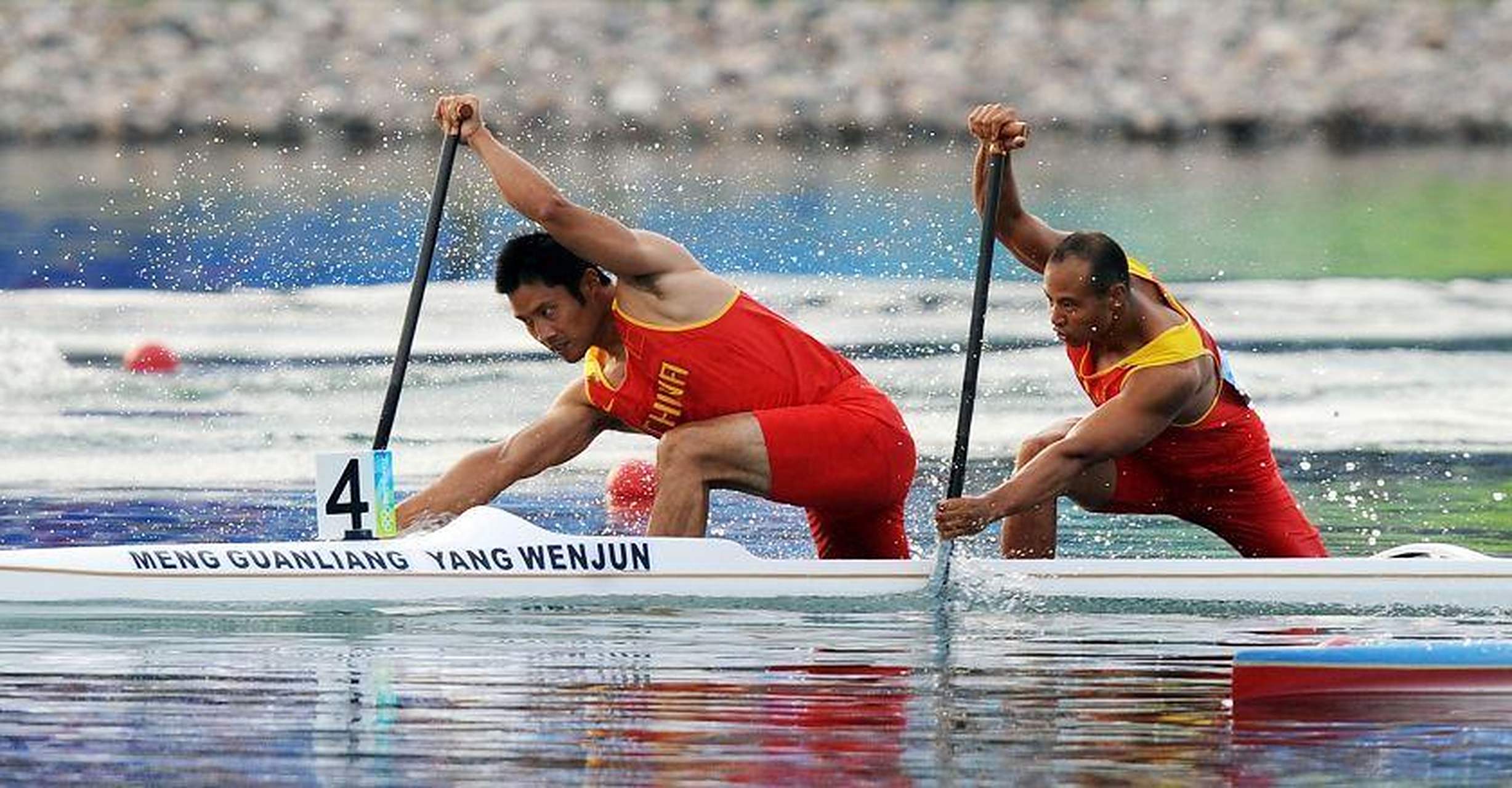 2004年雅典奥运会男子双人皮划艇500米决赛,孟关良,杨文军两位选手