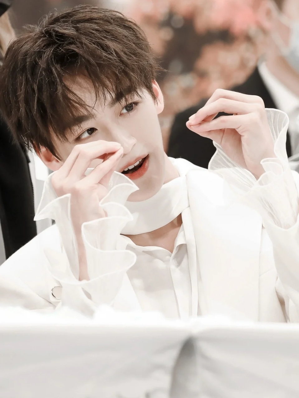 一口气炫完6015我又发现一部宝藏小甜剧  《完美的他》 何洛洛