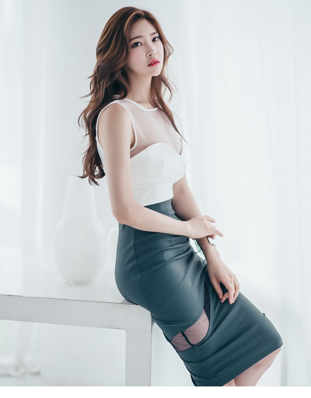 高挑靓丽美女嫩模极品销魂套图