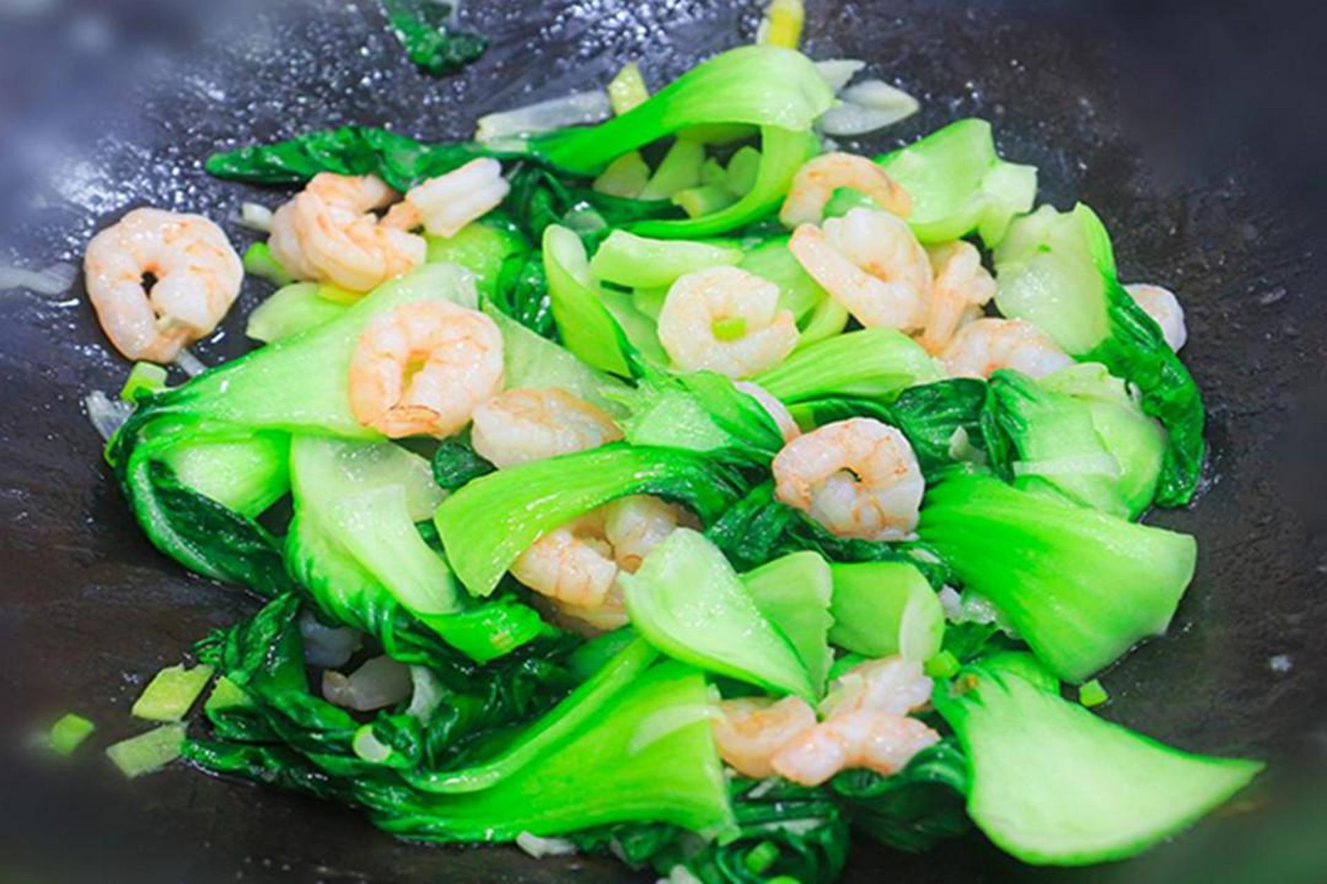 美食也要仪式感#【小油菜炒虾仁】 1.