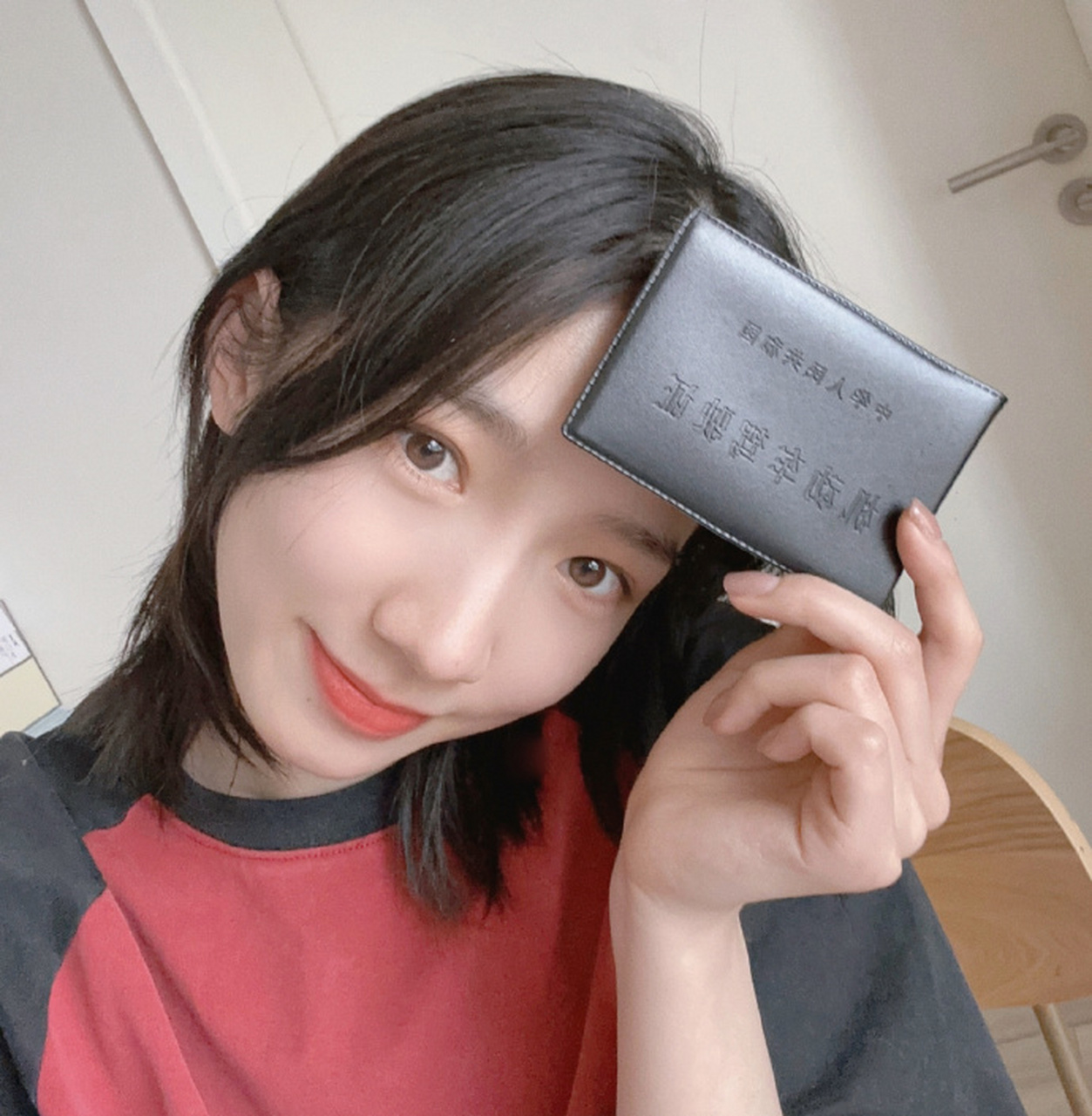 娱乐圈明星考驾照:从"超级明星"到"普通司机"  娱乐圈中的明星们总是