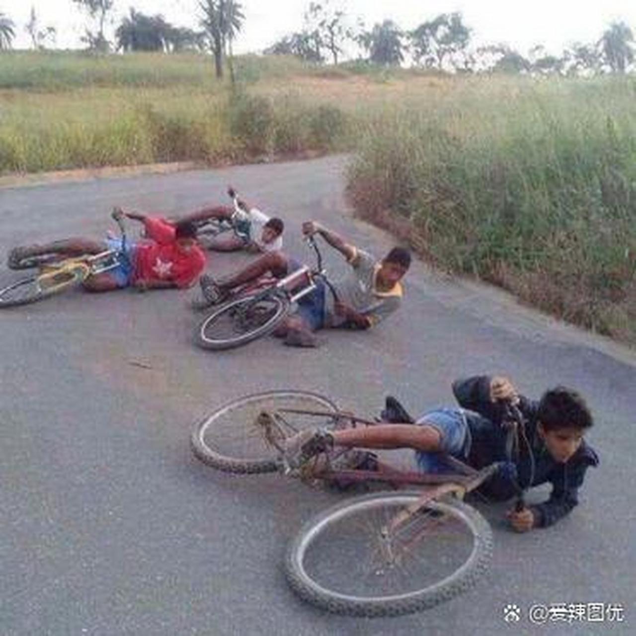 自行车也能压弯?[尬笑]