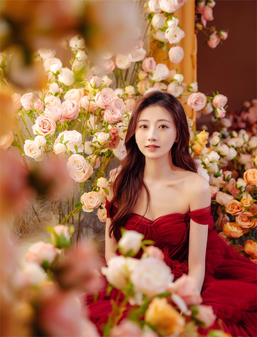 女神 吉尼gini   穿梭在巴洛克古堡与暮光森林之间,换个视角去捕捉花