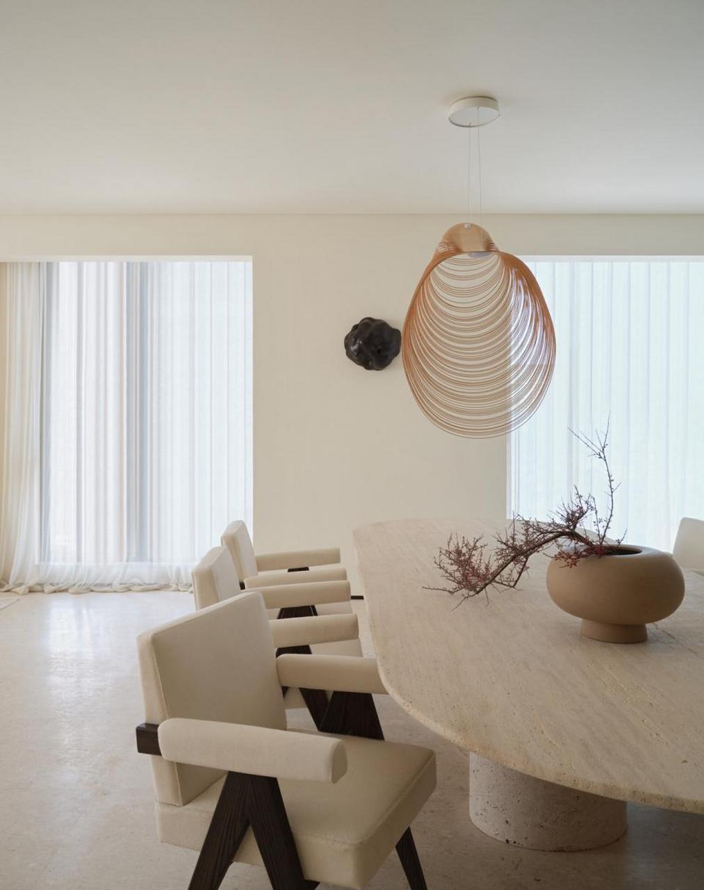 极简艺术与东方禅意相遇,定义恒久时空下的日月.