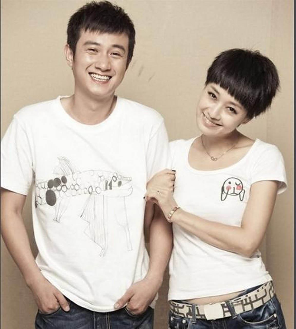 也有人说是因为姚笛结婚了,马伊琍看时机合适就离了,这种说法确实值得