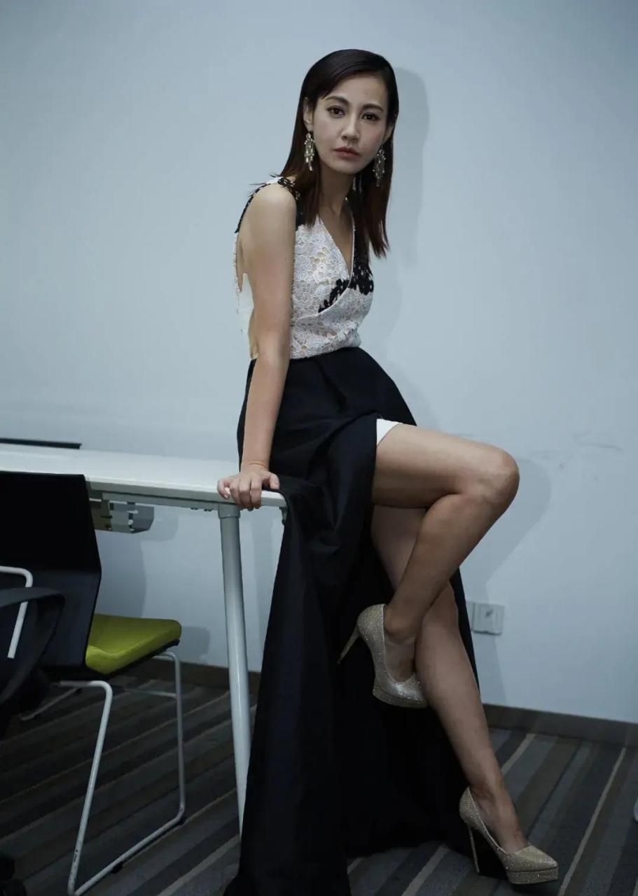 gif创作人# 还记得《小鱼儿与花无缺》里给许多人留下心理阴影的江