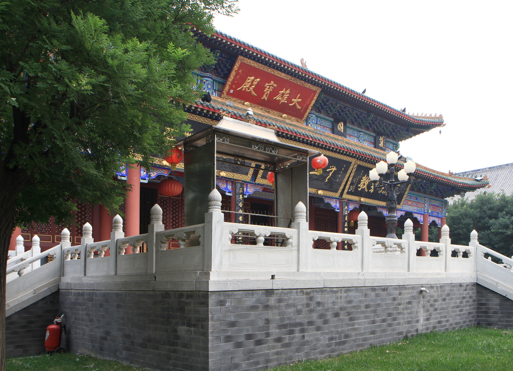 天津峰山药王庙始建于唐代,距今已1300余年.