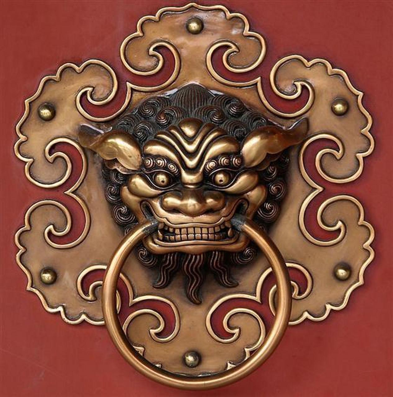 "龙子狴犴"——狴犴(bì àn),中国古代神话传说中的神兽,形似虎,平生