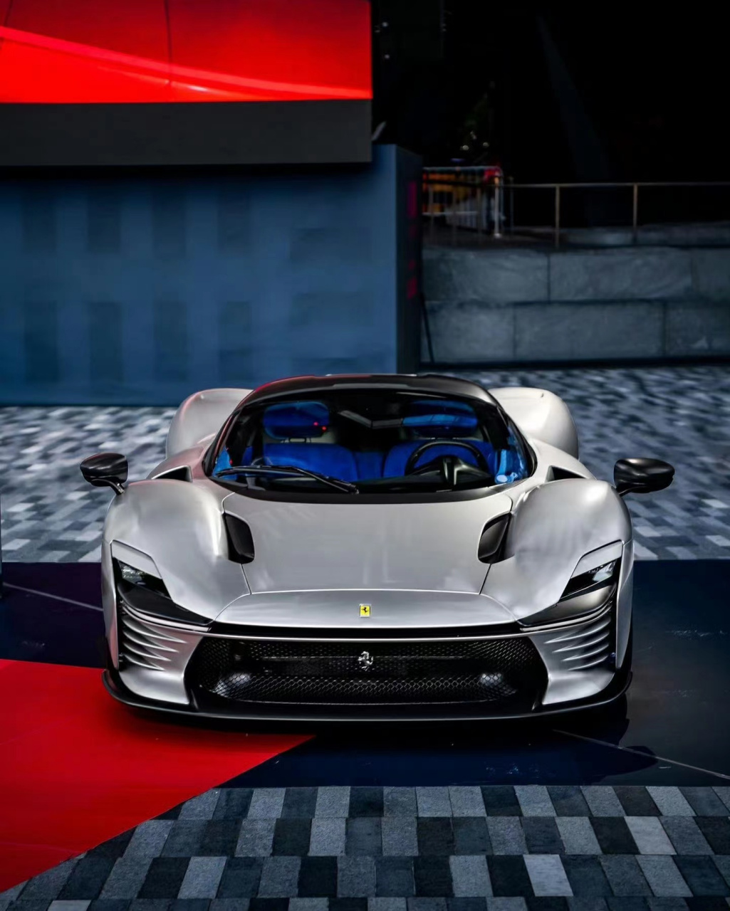 法拉利 daytona sp3   法拉利 daytona sp3是一款超级跑车,是法拉利