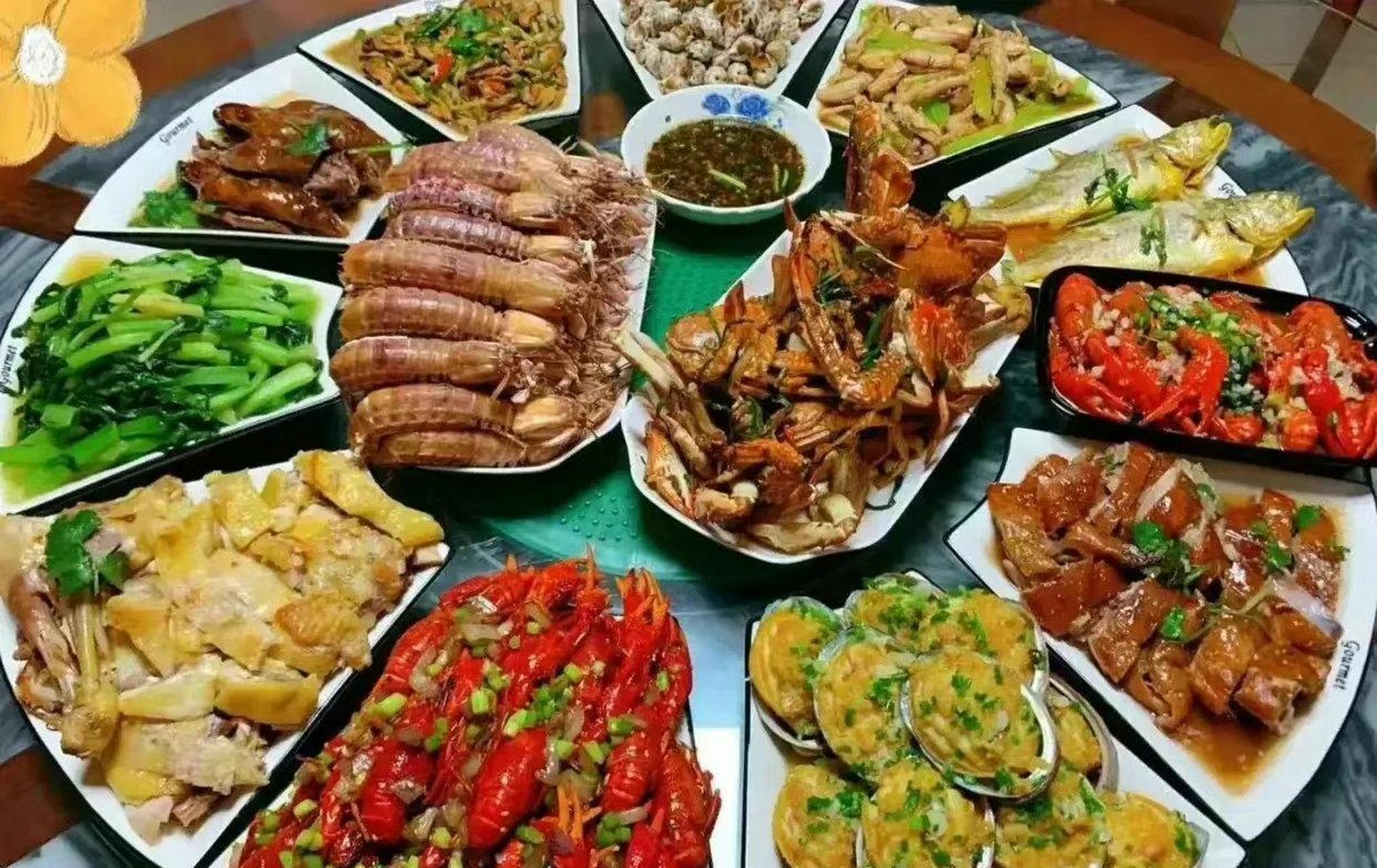 你会选择哪一桌,一桌粤菜和一桌广西菜?