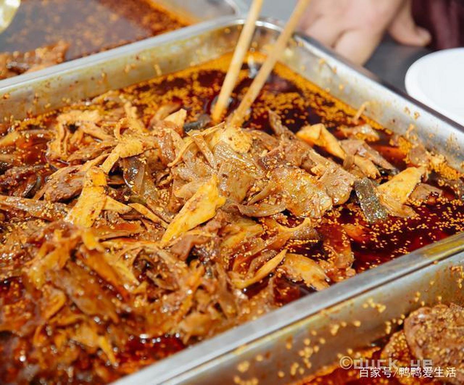 有皮脆肉嫩,麻辣鲜香,甜咸