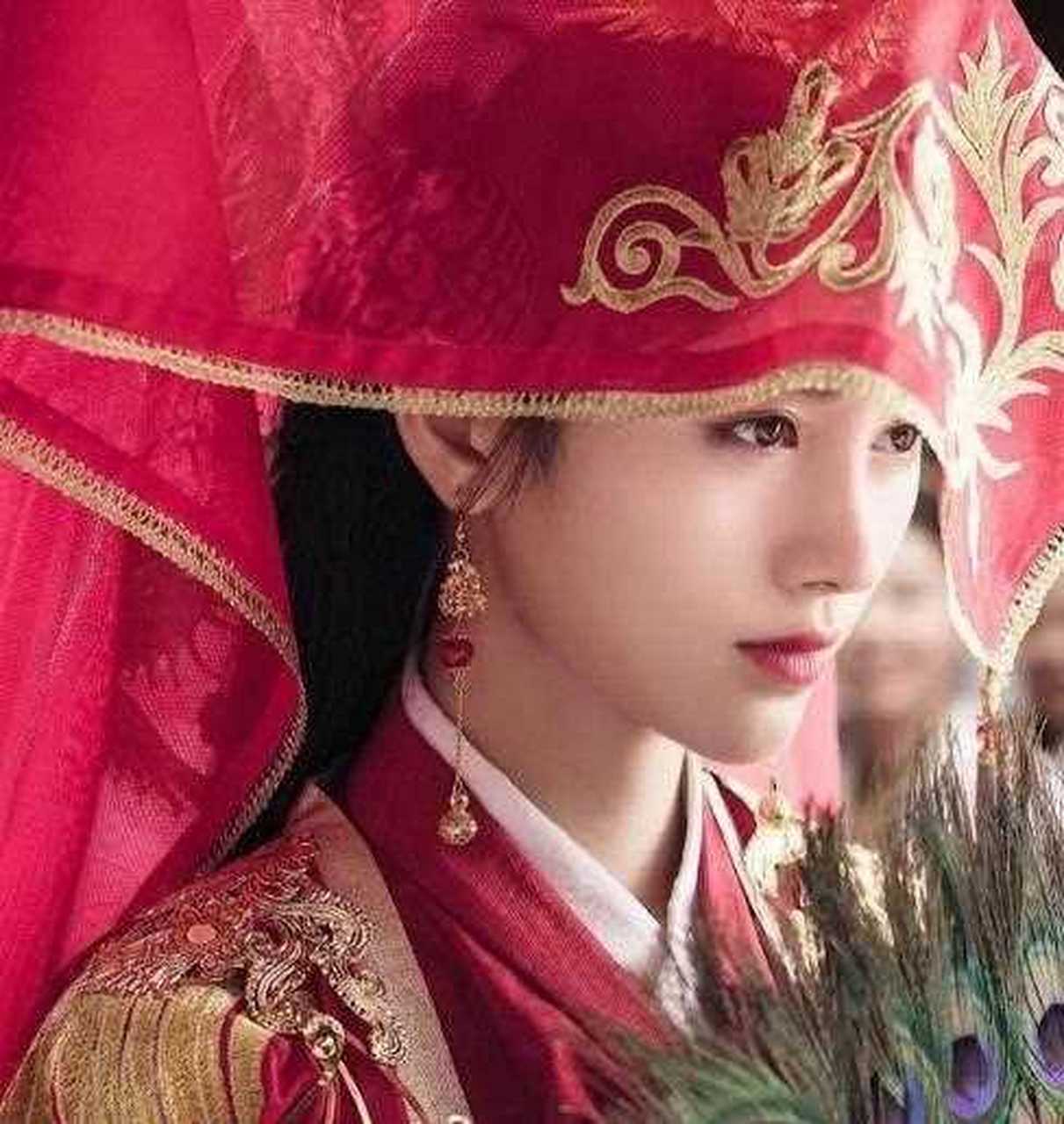 【鞠婧祎穿越千年的传统美貌!