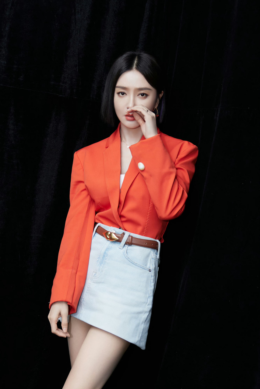 秦岚 美玉足特写合集[微笑]