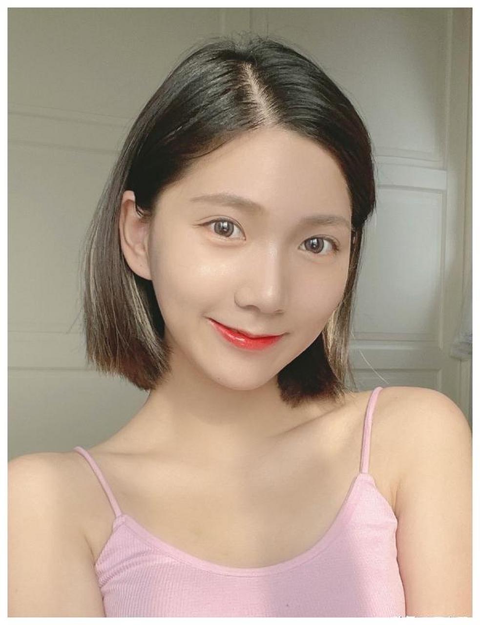 创造营101选手刘佳莹迷人美照欣赏,真好看