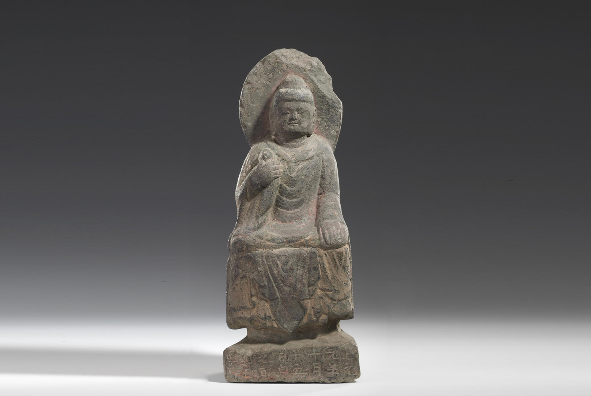 山西博物院收藏的隋唐时期石刻佛像.