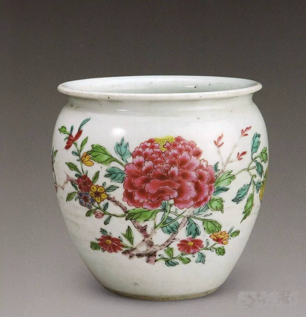 瓷器# 这是一组清代雍正时期的民窑瓷器.