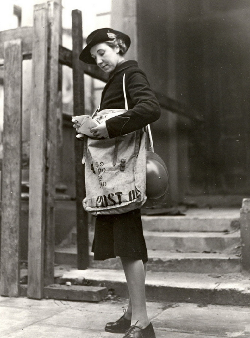 上个世纪的英国邮递员,有点性感的感觉了