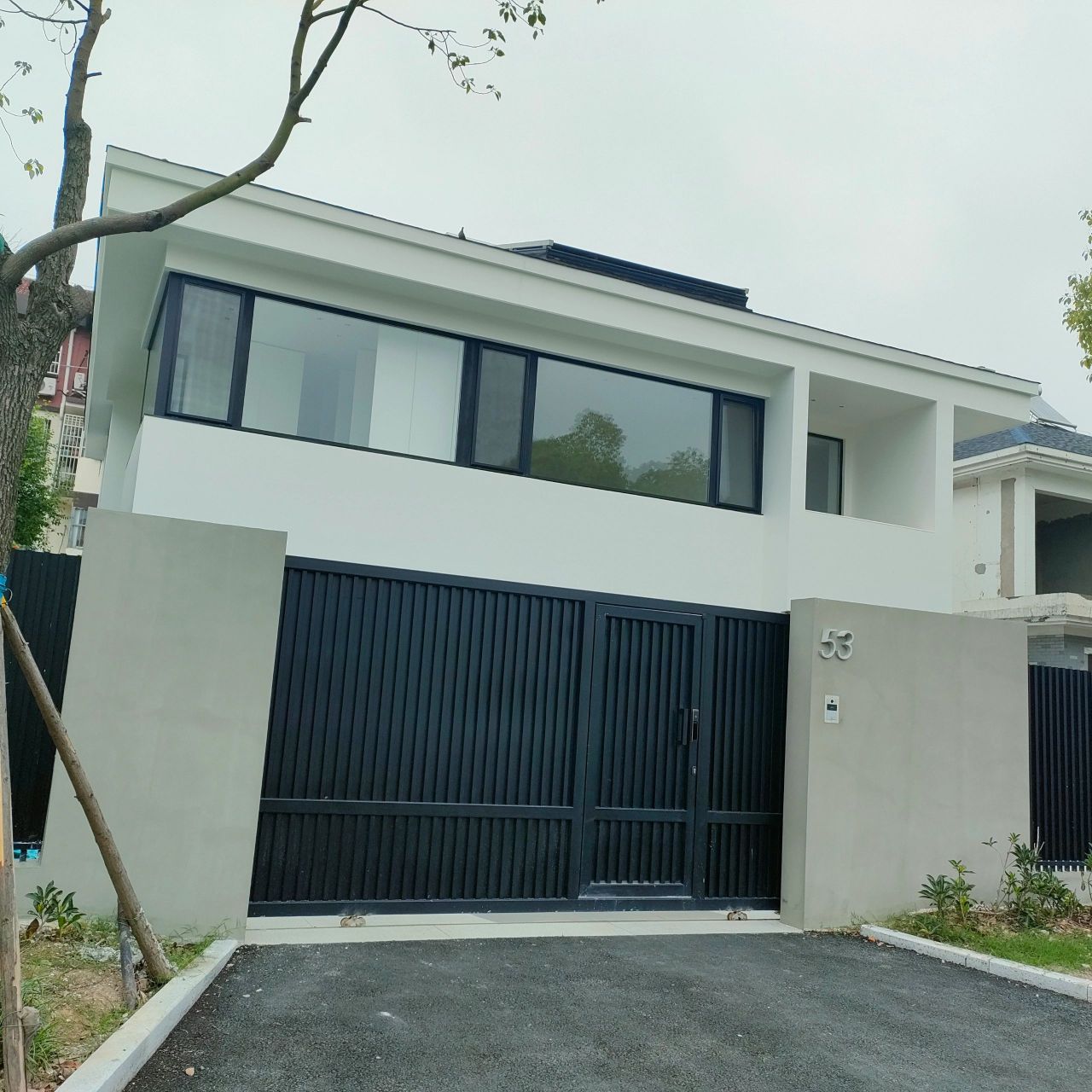 哪个别墅更好看,我妈和我吵起来 上图我家附近的别墅区中我认为外观