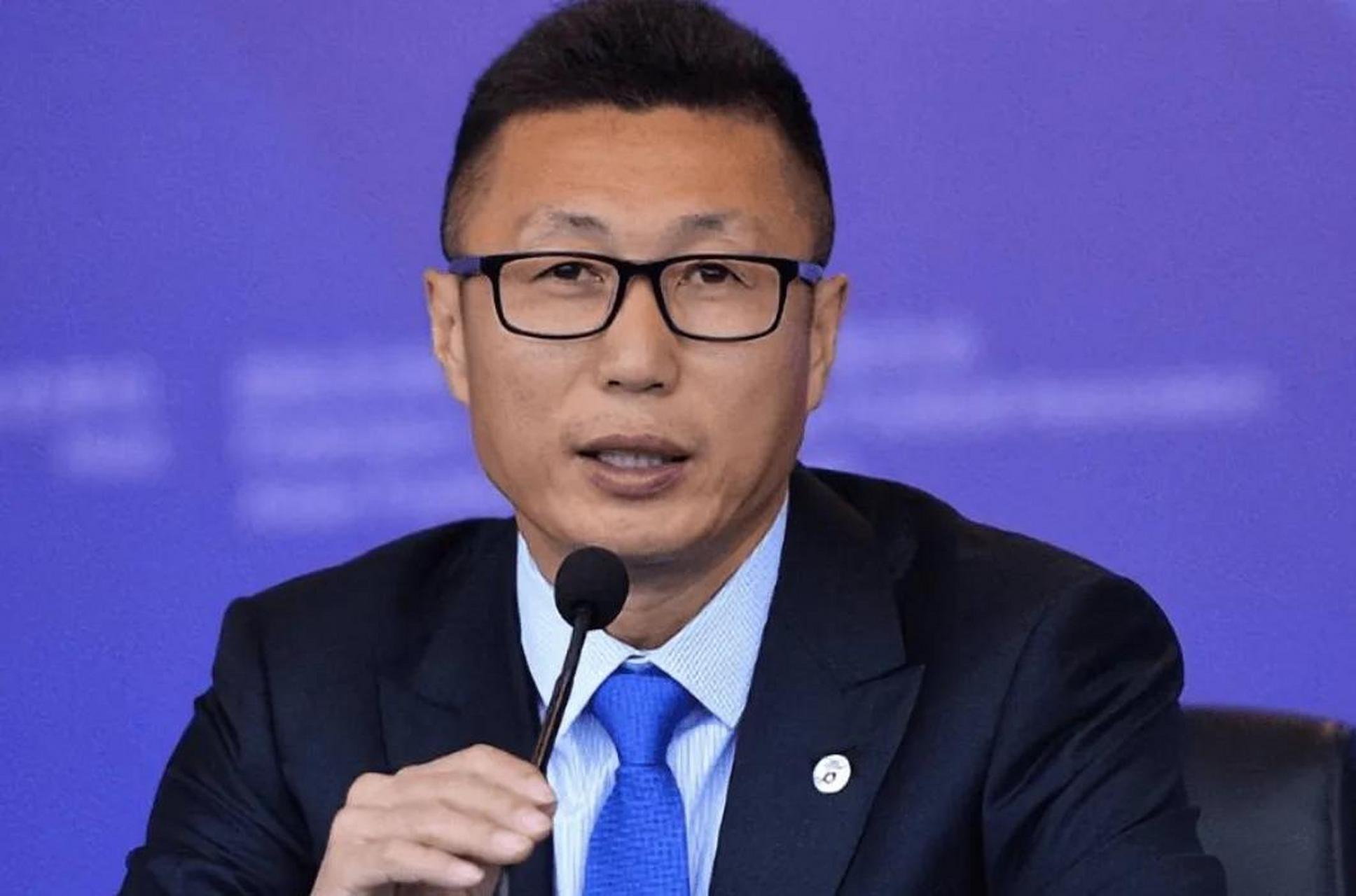 朱艺:戚军给我印象是专业自律正直,如今竟也叛变革命了  在戚军和谭海