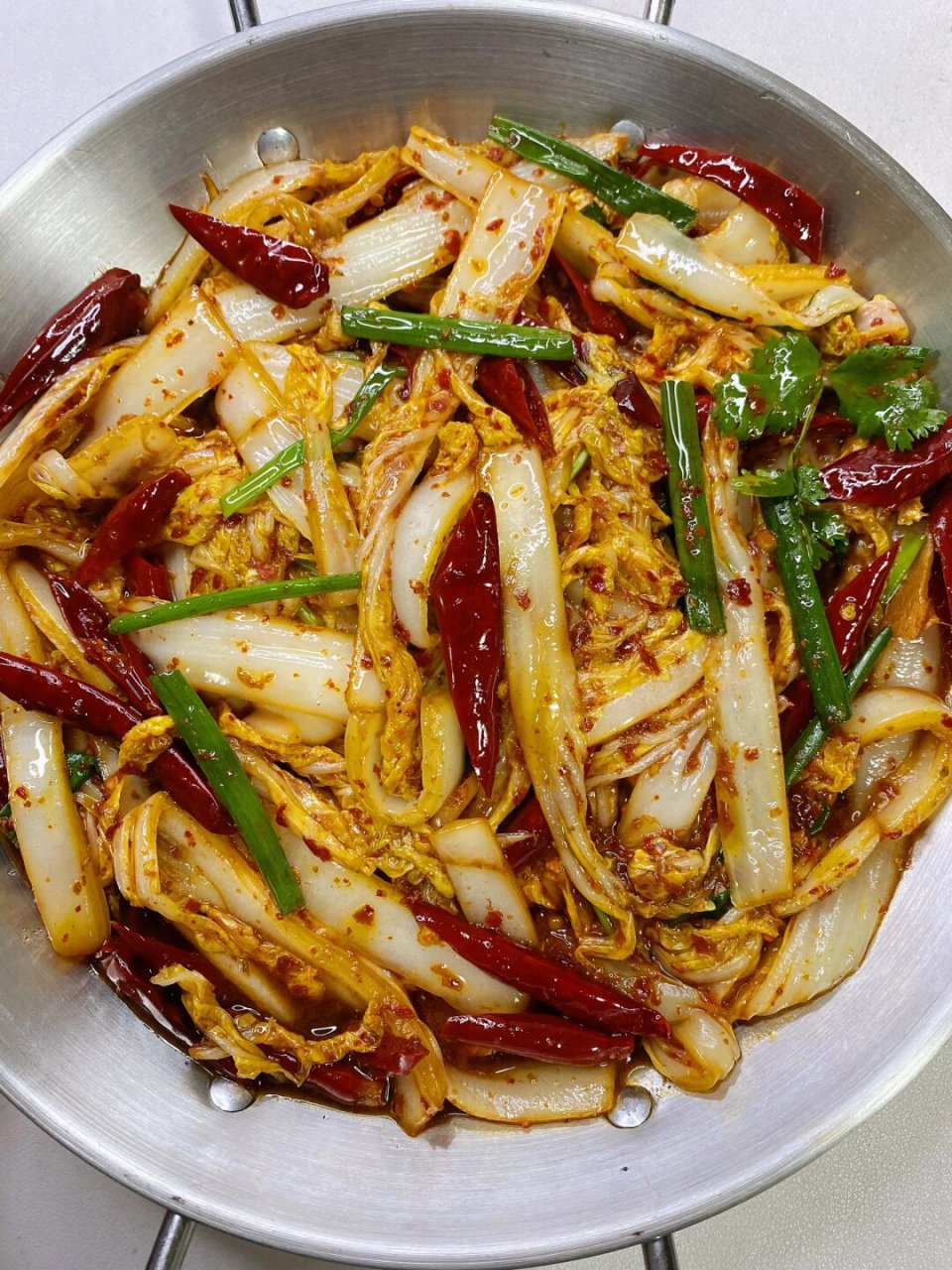 餐桌上的诱惑——酸辣大白菜的魅力  95食材: 娃娃菜,大蒜,小葱