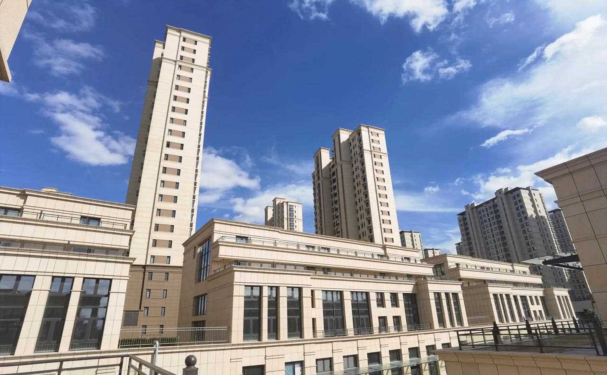 华航山海湖,旁边就是王邦直公园和即墨德馨东校区,二十八中东校区.